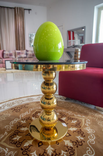 TABLE BASSE DE COIN produit européen